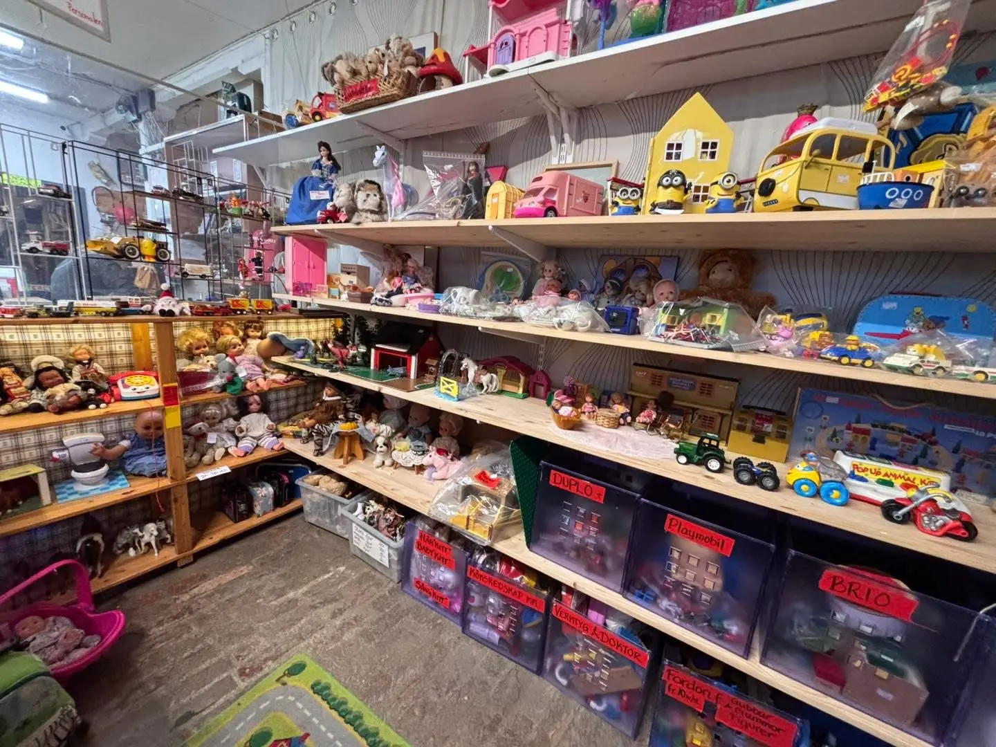 Butiksmiljö – möbler och inredning